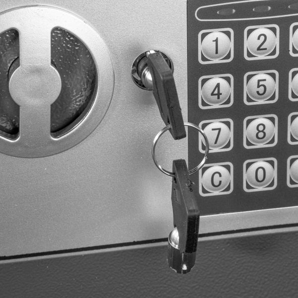 HALLO Tresor mit numerischem Tastenfeld